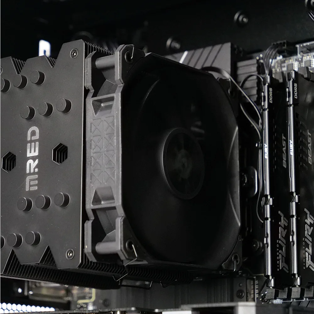 MONTAGE VIDEO 6K - i7-14700KF/5060Ti-16/32Go/2To — vue 3