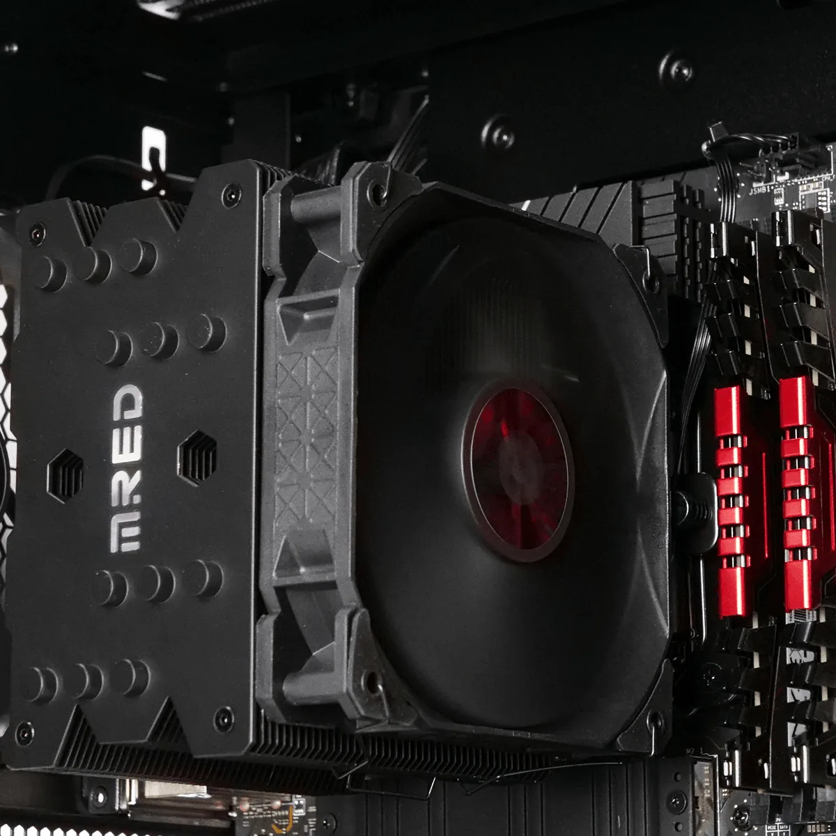 MONTAGE VIDEO 4K - I7-12700KF/5060/32Go/2To — vue 3