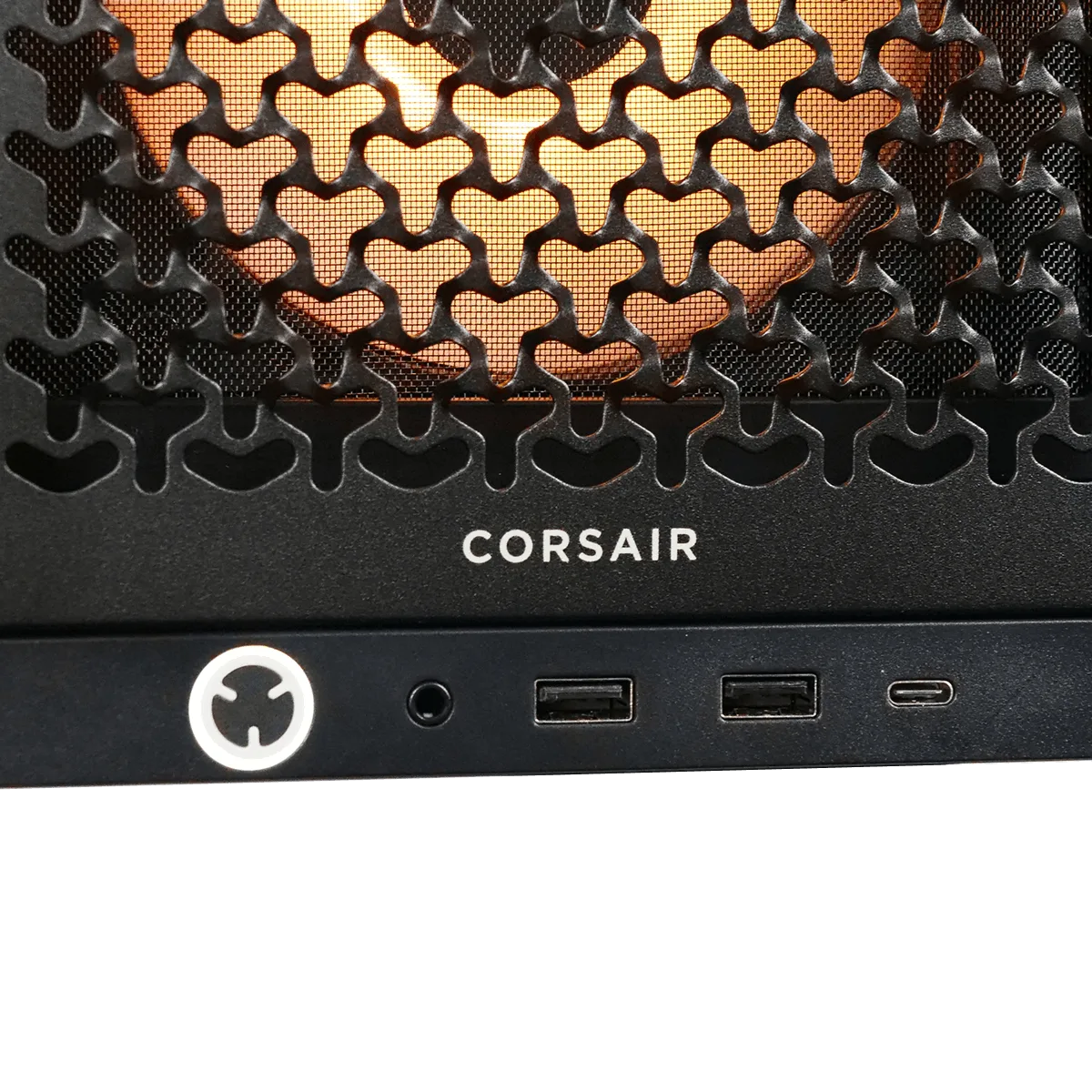 GUNGNIR - R7-9800X3D/RX9070XT/32Go/2To — vue 5