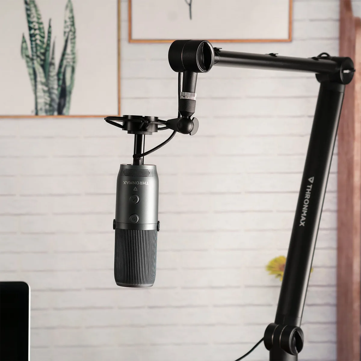 THRONMAX Support metal anti-vibrations P2 pour microphone — vue 2
