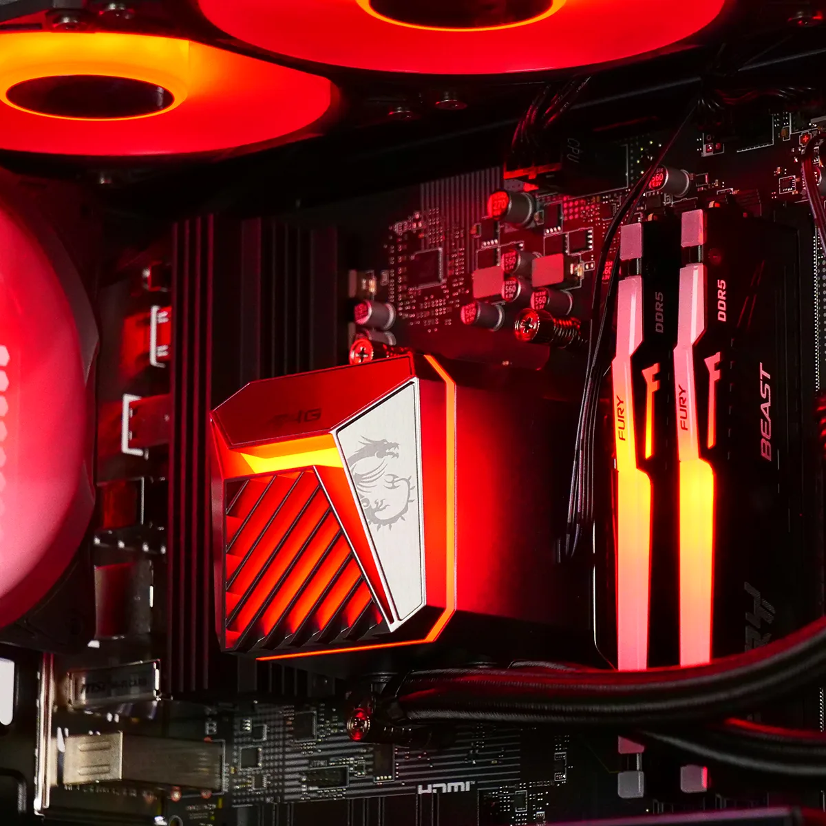 PHOENIX - R7-9800X3D/5080/32Go/2To — vue 3