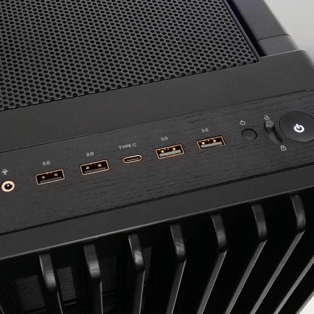 IA RTX - Ultra9-285K/5090/64Go/2To, vue 4