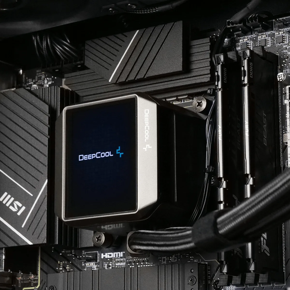 RTX STUDIO - i7-14700KF/5070Ti/32Go/2To/W11P — vue 3
