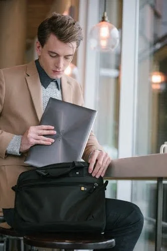 Case Logic Bryker Attaché 11.6 Pouces (BRYA111K) — vue 15