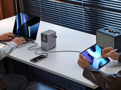 UGREEN PowerBank 5 ports - 48000mAh - 300W - Gris — vue 3