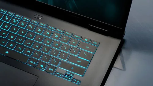 Gigabyte GAMING A16 CTHI3FR894SH - 16" FHD+ 165Hz i7-13620H RTX 5050 16Go 1To W11 — vue 9