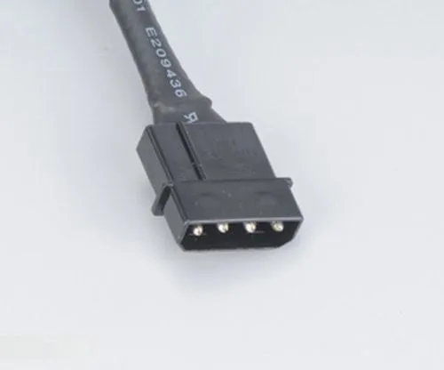 Akasa Cable rallonge  molex 4 pin 30 cm — vue 2